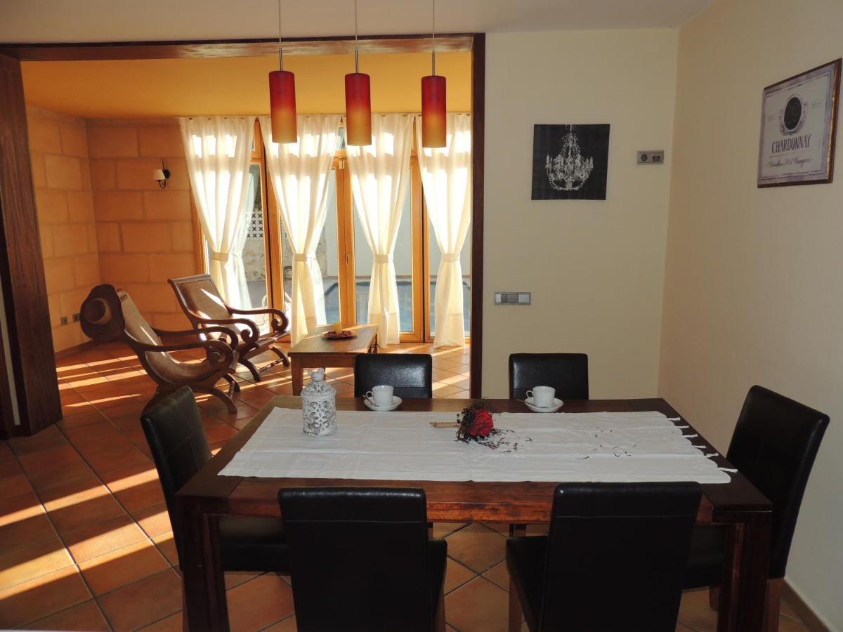 Villa Ca Na Llum Trebeluger Екстериор снимка